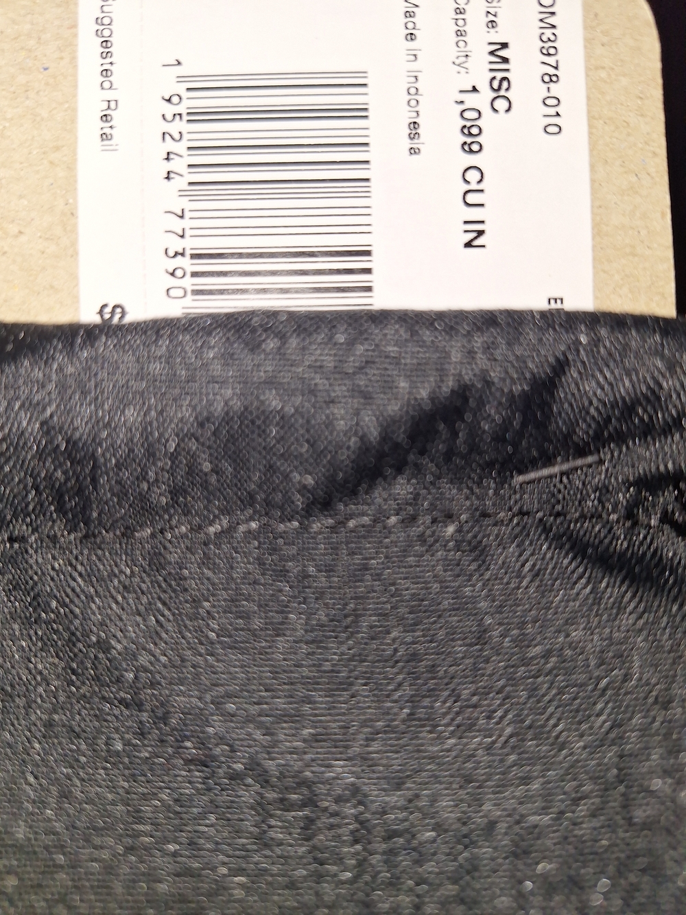 Nike Black Drawstring Gym Sack with White Swoosh - Picture 4 of 5